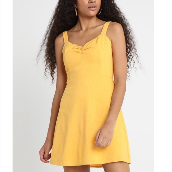 Hollister Dresses & Skirts - HOLLISTER • Mini Yellow Sundress with Open Back